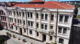 ASIRLIK MEKTEPLER - Kadıköy'deki Kemal Atatürk Anadolu Lisesi bir asırdan fazladır öğrenci yetiştiriyor