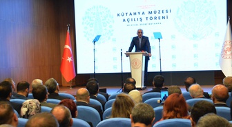 Bakan Ersoy, Kütahya Arkeoloji ve Maden Müzesi'ni 62 bin 701 eserle açtı