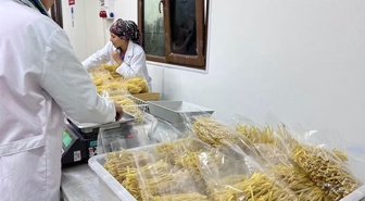 Balıkesir İl Tarım Müdürü Düzgün, Manyas Kulak'ta makarna işletmesini inceledi