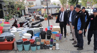 Edirne Belediyesi zabıtası kaldırım işgalini denetledi, esnafa uyarı yaptı