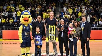 Fenerbahçe, Jan Vesely'e Bayern Münih maçı öncesi 24 numaralı formayla veda etti