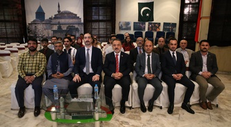 İslamabad Büyükelçiliğinde Türkiye Bursu kazanan Pakistanlılara oryantasyon yapıldı