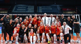 Kadınlar Kupa Voley'de Aras Kargo çeyrek finale yükseldi, Göztepe ve Manisa elendi