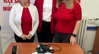 Keşan'da Dünya Kalp Günü'nde vatandaşlara tansiyon ölçümü ve bilgilendirme yapıldı