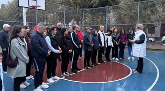 Kırklareli'de 'Harekete Geçiyoruz' etkinliğinde protokol ve vatandaşlar spor yaptı