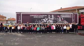 Meriç Kaymakamı Odabaşı, Subaşı'da açılan Çanakkale Savaşları Mobil Müzesi'ni gezdi