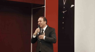 Mustafa Genç'in ringlere dönüşünü anlatan 'Son Raunt'un galası Ankara'da yapıldı