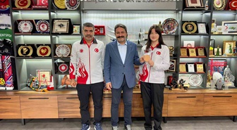 Rabia Şafak, Gençler Dünya Kick Boks Şampiyonası'nda 65 kiloda dünya üçüncüsü oldu