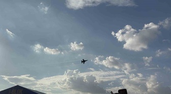 SOLOTÜRK, Şanlıurfa'da TEKNOFEST Güneydoğu kapsamında gösteri uçuşuyla nefes kesti