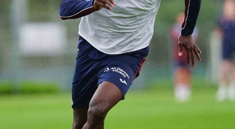Trabzonspor'da Onuachu bu sezon forma savaşı veriyor, 8 maçta 2 gol attı