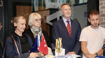 AB Delegasyonu Başkanı Orav, Trabzon'da Rusya-Ukrayna savaşının uzakta olmadığını söyledi