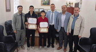 Afyonkarahisar Bolvadin'de 2 hafız öğrenciye icazet belgeleri törenle verildi