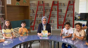 Aydın Çocuk ve Gençlik Kütüphanesi'nde çocuklar etkileşimli okuma etkinliğine katıldı