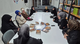 Bayburt Müftülüğü bünyesinde kadınlara kitap tahlili programı düzenlendi.