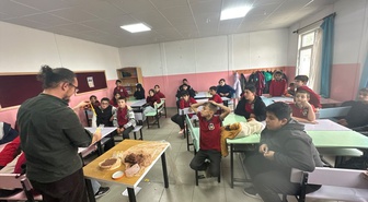Çorum Alaca'da Ceritler Ortaokulu öğrencilerine bilim ve teknoloji eğitimi verildi
