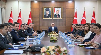 Diyarbakır'da okul güvenliği toplantısında çevre denetimleri artırılacak