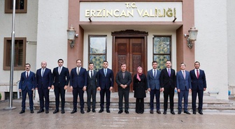 Erzincan Valisi Aydoğdu, kaymakamlara vatandaş odaklı hizmet talimatı verdi