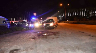 Hatay'da motosiklet otomobille çarpıştı, 45 günlük evli çiftin kocası ağır yaralandı