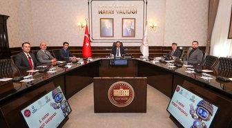 Hatay Valisi Mustafa Masatlı, HatayBOT Robot Yarışması'nın üçüncüsü için brifing aldı