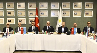 İYİ Parti lideri Dervişoğlu, yeni yasama yılı öncesi milletvekilleriyle buluştu