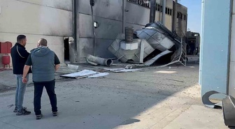 İzmir Torbalı'da metal tozu fabrikasında kazan patladı, 2'si ağır 3 işçi yaralandı