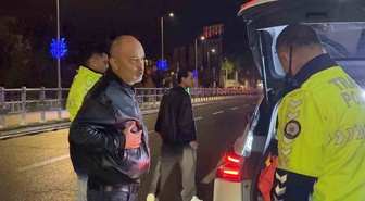 Kayseri'de 2.14 promil alkollü sürücü, 27 bin TL ceza alıp araçları durdurmaya çalıştı