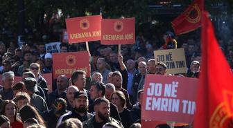 Kosova'da UÇK komutanlarının Lahey'de hapis cezasına çarptırılmasına karşı gösteriler sürüyor