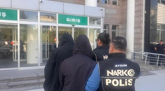 Kuşadası'nda uyuşturucu operasyonunda 1 kilo 495 gram esrarla 2 şüpheli tutuklandı