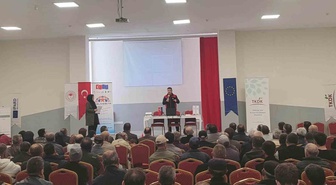 Kütahya Çavdarhisar'da üretici ve yatırımcılara kırsal kalkınma destekleri tanıtıldı