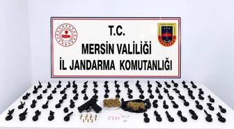 Mersin Erdemli'de 560 gram bonzai ele geçirildi, 2 şüpheli yakalandı, 1'i tutuklandı
