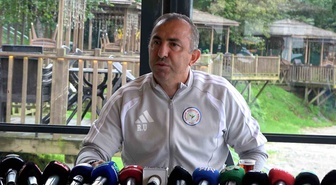 Rizespor teknik direktörü Uçar, Fenerbahçe maçında taraftarını mutlu etmek istiyor