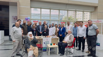 Siirt Eğitim ve Araştırma Hastanesi'nde Dünya Yaşlılar Günü etkinliği düzenlendi