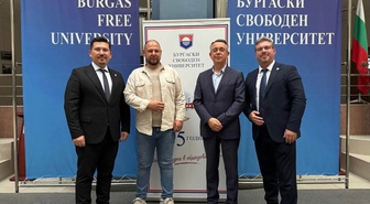 Trakya Üniversitesi heyeti, Burgaz Free Üniversitesi'nde ortak projeleri görüştü