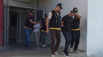 Adana'da şafak operasyonunda 12-25 yıl hapis cezalı 4 firari hükümlü yakalandı