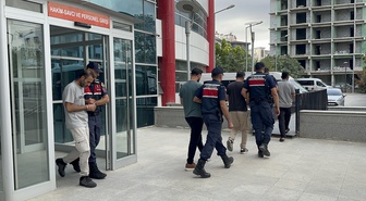 Adıyaman'da DEAŞ operasyonunda gözaltına alınan 5 yabancı zanlı tutuklandı
