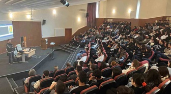 Afyon Kocatepe Üniversitesi'nde öğrencilere Narko Gençlik Eğitimi verildi