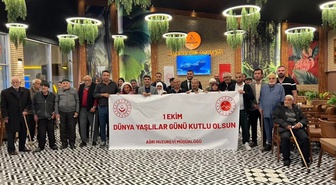 Ağrı Aile ve Sosyal Hizmetler İl Müdürü Baki, Yaşlılar Günü'nde huzurevini ziyaret etti
