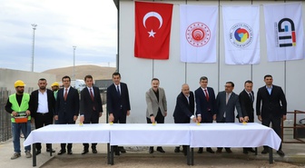 Ağrı Gürbulak'ta yarı sabit X-RAY temeli atıldı, 2 ayda hizmete alınması planlanıyor