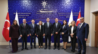 AK Partili Sırakaya, Bulgaristan heyetiyle 25 Ekim'deki seçimleri ele aldı
