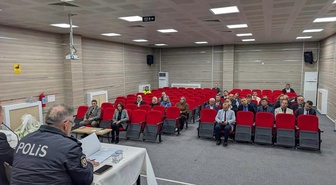 Amasya Göynücek'te Kaymakam Akman başkanlığında okul güvenliği toplantısı yapıldı