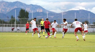Antalya kampındaki Çorum FK, hazırlık maçında Antalyaspor'a 2-1 yenildi