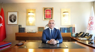 Bakan Ersoy, sinemada 35 projeye 12 milyon 325 bin lira destek verileceğini açıkladı