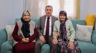 Bayburt ve Aydıntepe'de Dünya Yaşlılar Günü'nde yaşlılar evlerinde ziyaret edildi