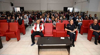 Elazığ Emniyeti, 329 okul bahçe görevlisine dedektör kullanma eğitimi verdi