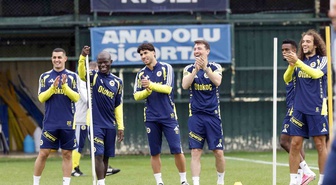 Fenerbahçe, Çaykur Rizespor maçı hazırlığını milli futbolculardan yoksun sürdürdü
