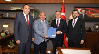 Fuat Oktay, TİGAD'ın Türkiye Gazeteciler Birliği projesine destek verdi
