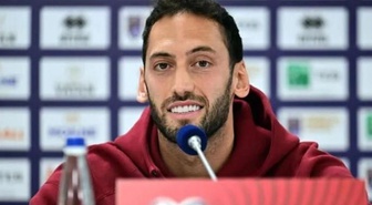 Hakan Çalhanoğlu neden yok, Belçika Türkiye maçında Hakan Çalhanoğlu yok mu, yedek mi, kadroda yok mu? Hakan Çalhanoğlu milli takımı bıraktı mı?