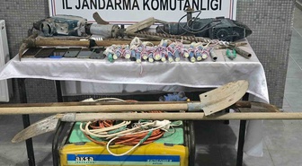 Jandarma, Malatya Darende'de kaçak kazı yapan 6 şüpheliyi suçüstü yakaladı