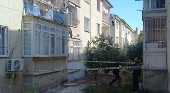 Manisa Şehzadeler'de 2. kattaki evinin balkonundan düşen Ramazan İşler ağır yaralandı
