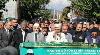 Manisa Soma'da göçükte yaşamını yitiren maden işçisi Kerim Ören toprağa verildi